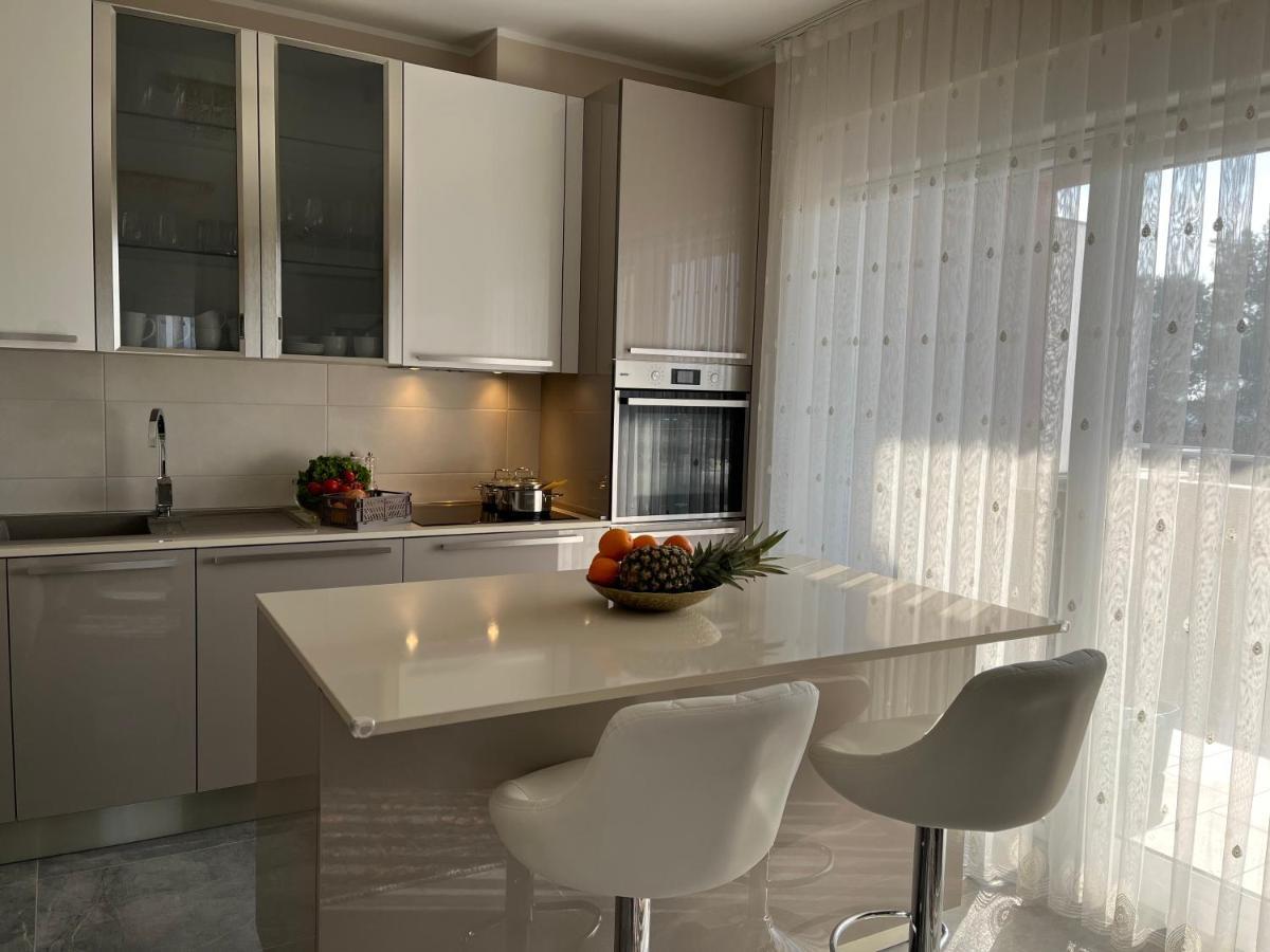 מדולין Apartman Yacht מראה חיצוני תמונה