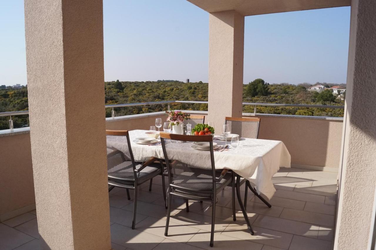 מדולין Apartman Yacht מראה חיצוני תמונה