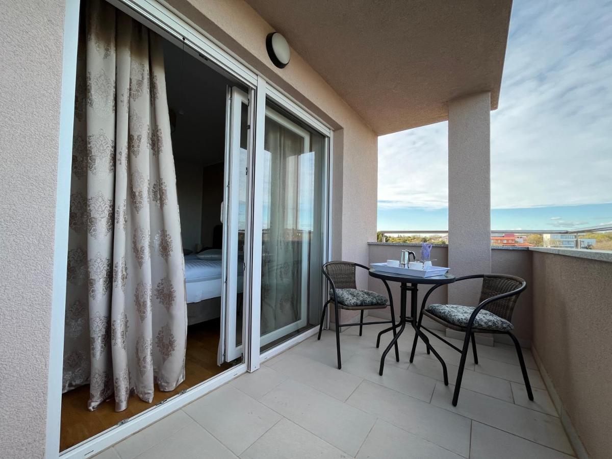 מדולין Apartman Yacht מראה חיצוני תמונה