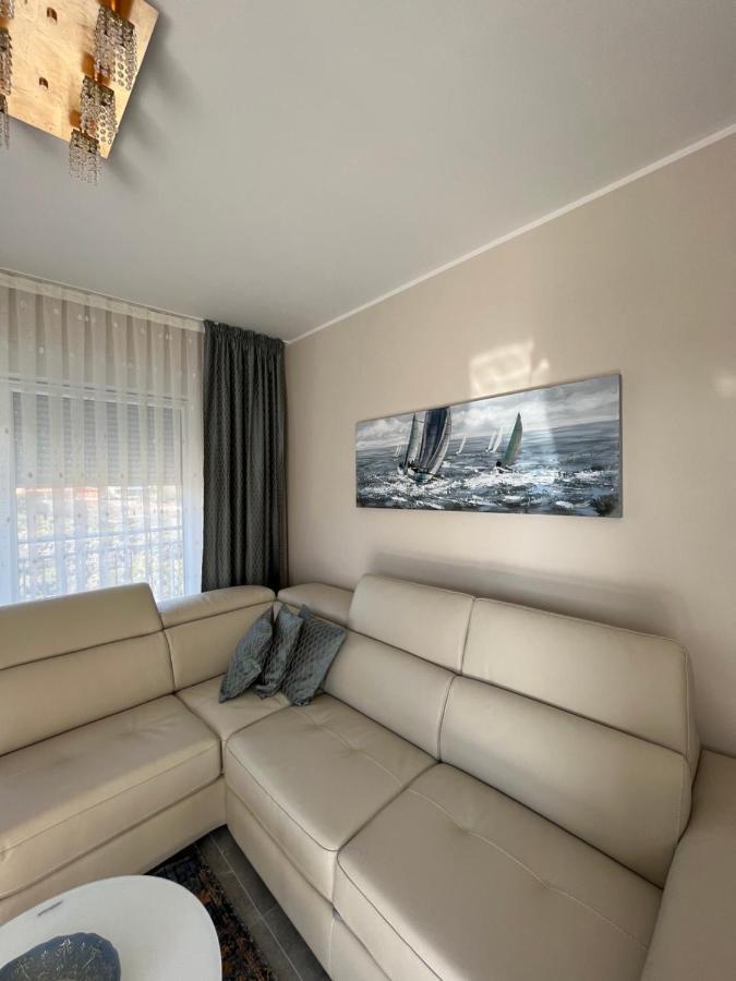 מדולין Apartman Yacht מראה חיצוני תמונה