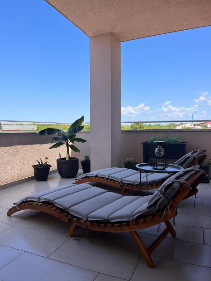 מדולין Apartman Yacht מראה חיצוני תמונה